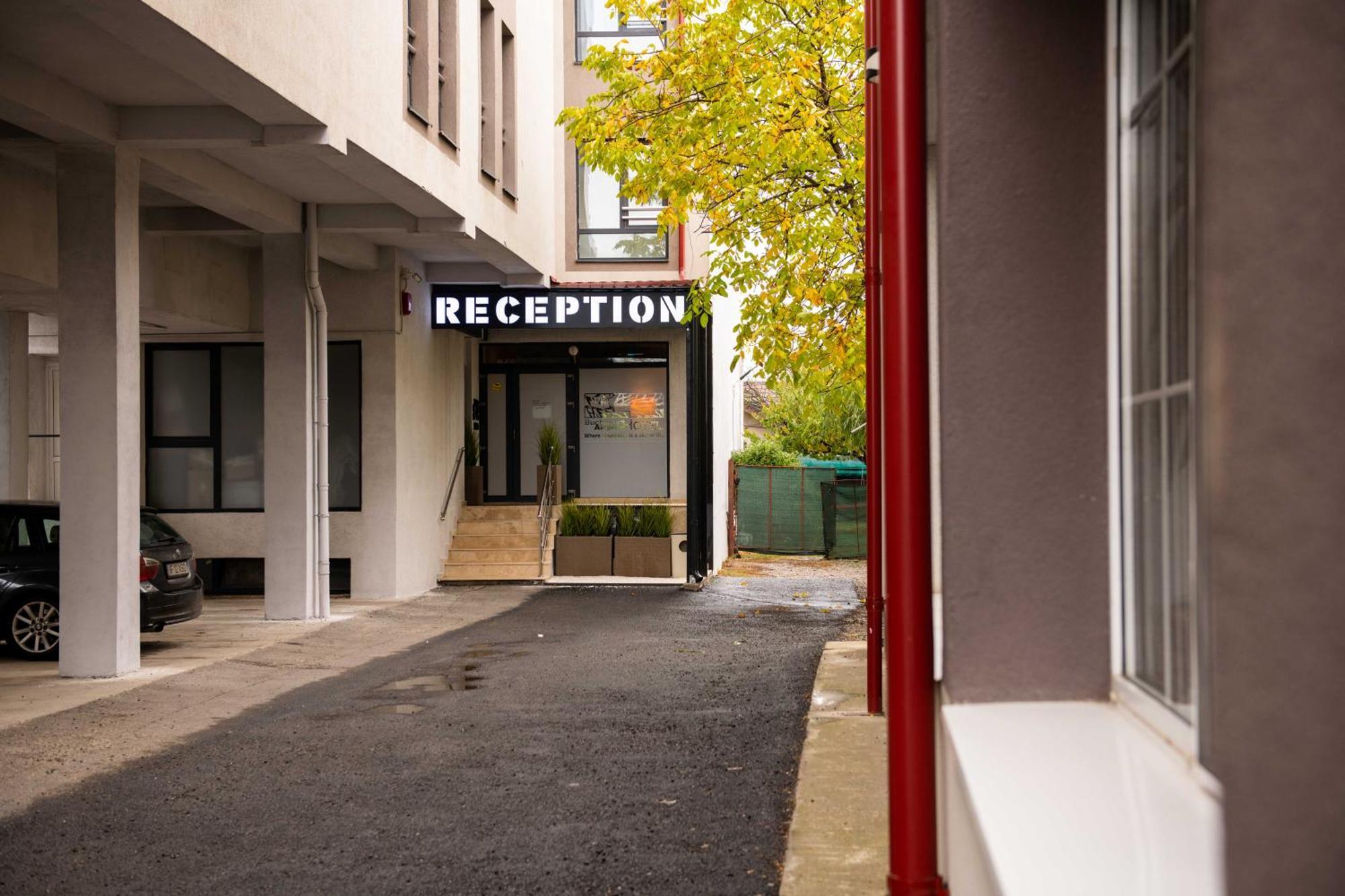 Aparthotel Bucharest Airport Accomodation Otopeni Exteriér fotografie