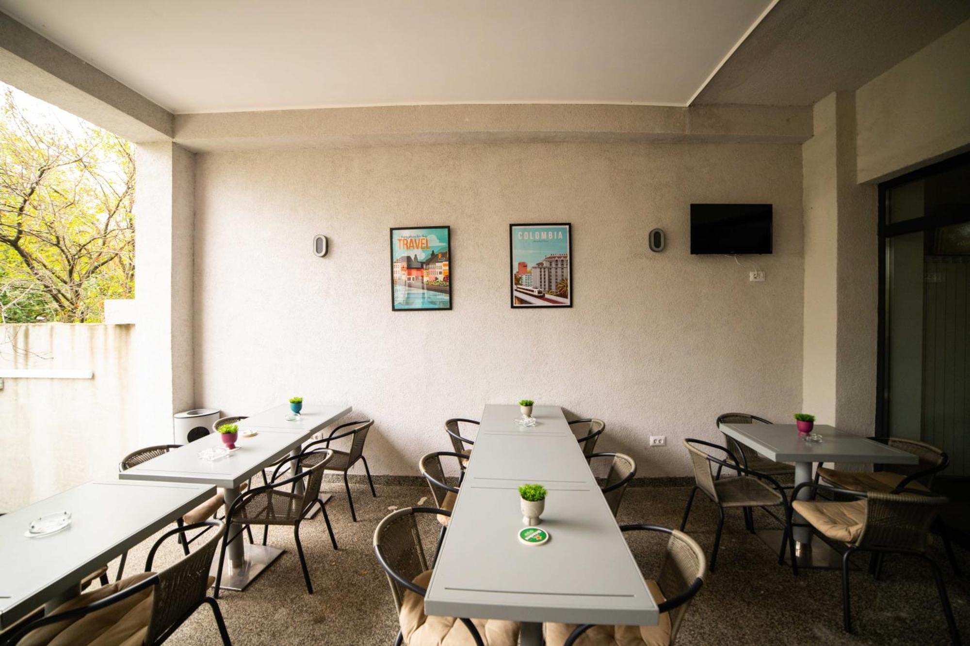 Aparthotel Bucharest Airport Accomodation Otopeni Exteriér fotografie