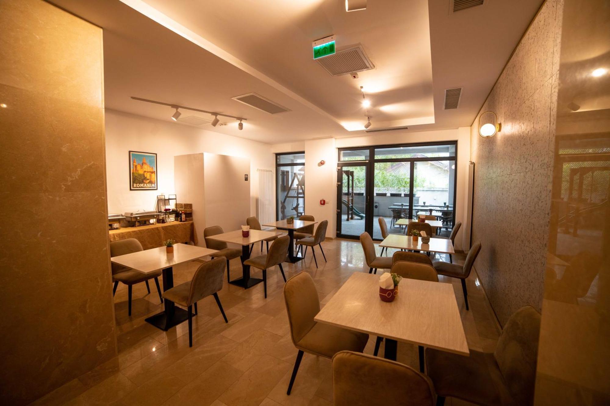 Aparthotel Bucharest Airport Accomodation Otopeni Exteriér fotografie