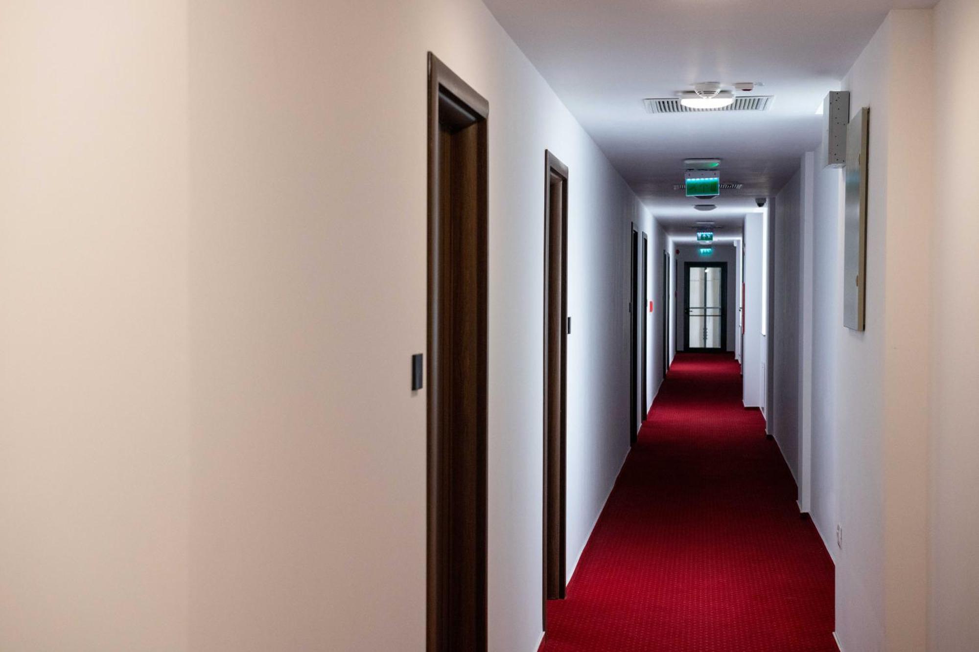 Aparthotel Bucharest Airport Accomodation Otopeni Exteriér fotografie