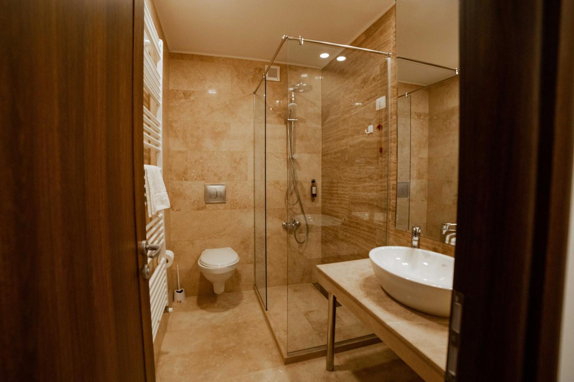 Aparthotel Bucharest Airport Accomodation Otopeni Exteriér fotografie
