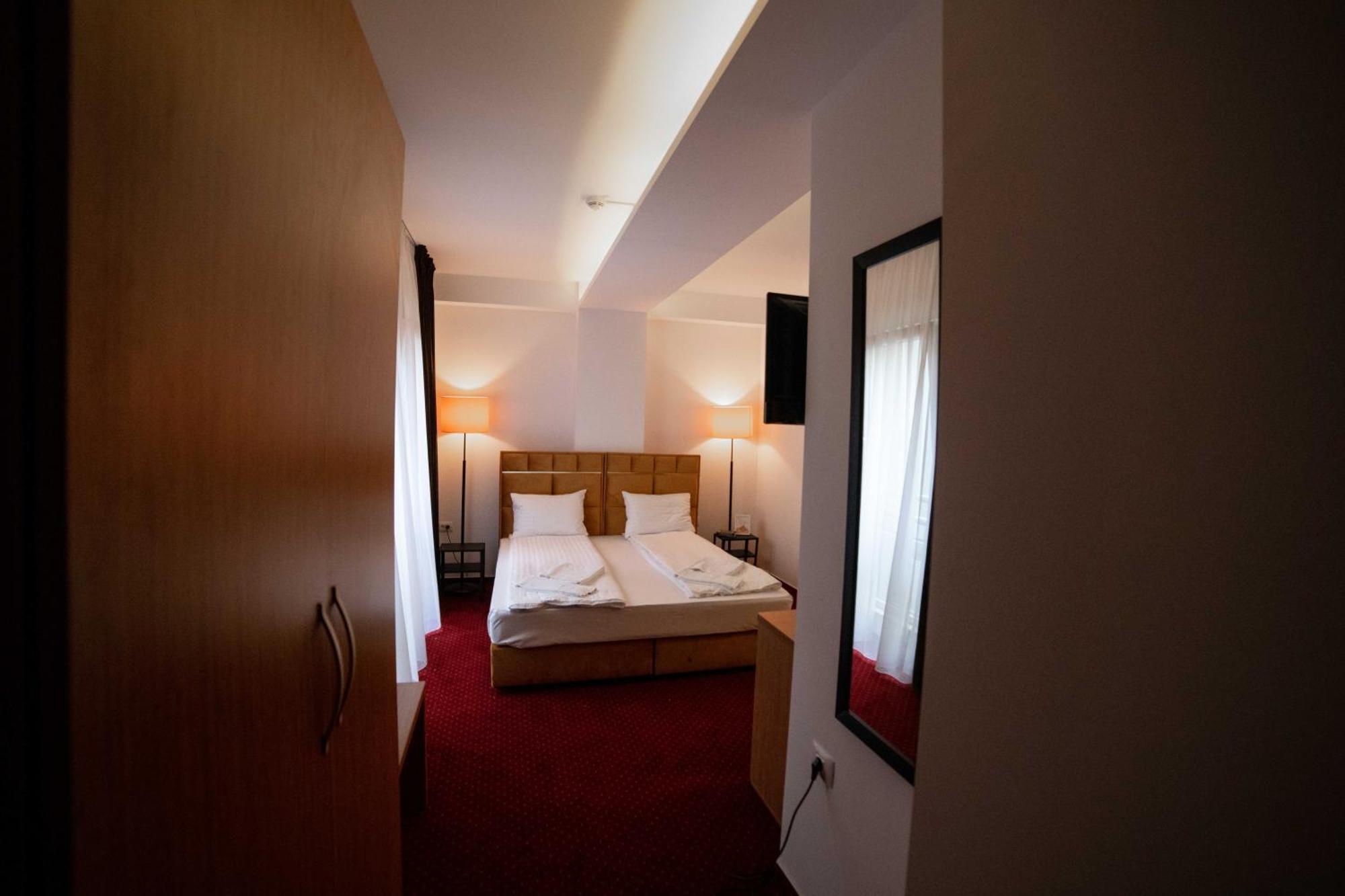 Aparthotel Bucharest Airport Accomodation Otopeni Exteriér fotografie
